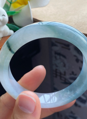 3.22批838号54.2-12.4-8底色是很清浅的油蓝色！玉质油润！