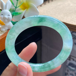 5.22批4679号53.5-10.5-9.8 翠绿飘花圆条！清新的气息！