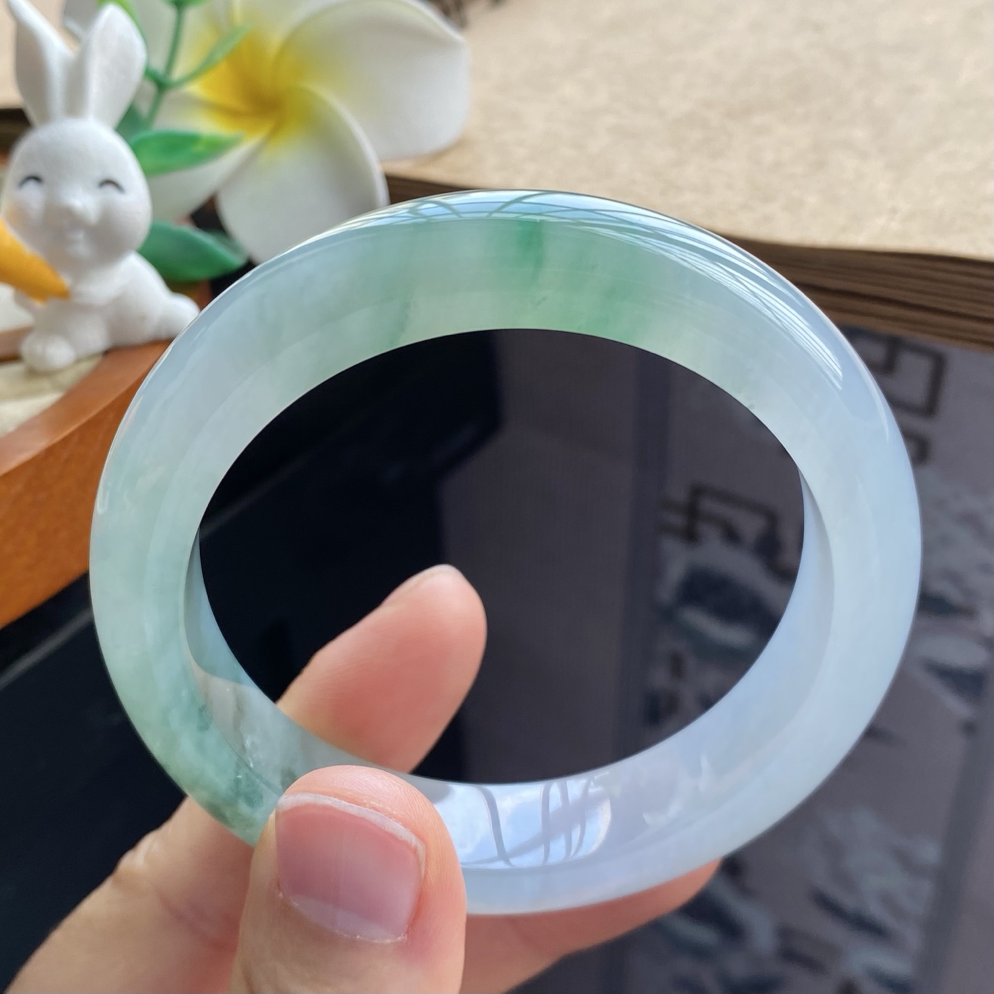 2.27批1148号54.8-12.9-8.7 冰飘花果冻镯！底子清澈透亮！