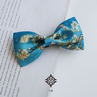 大喜《盛开的杏树》梵高油画蓝色领结休闲创意小众男女文艺青年