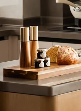 简约现代厨房台面锅具砧板摆件