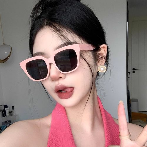粉色方形墨镜女拍照潮流太阳眼镜