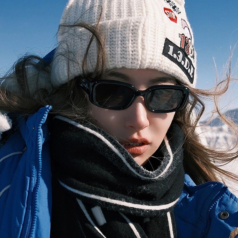 长方形gm雪地墨镜女2025新款大脸显瘦网红高级感装饰太阳眼镜街拍