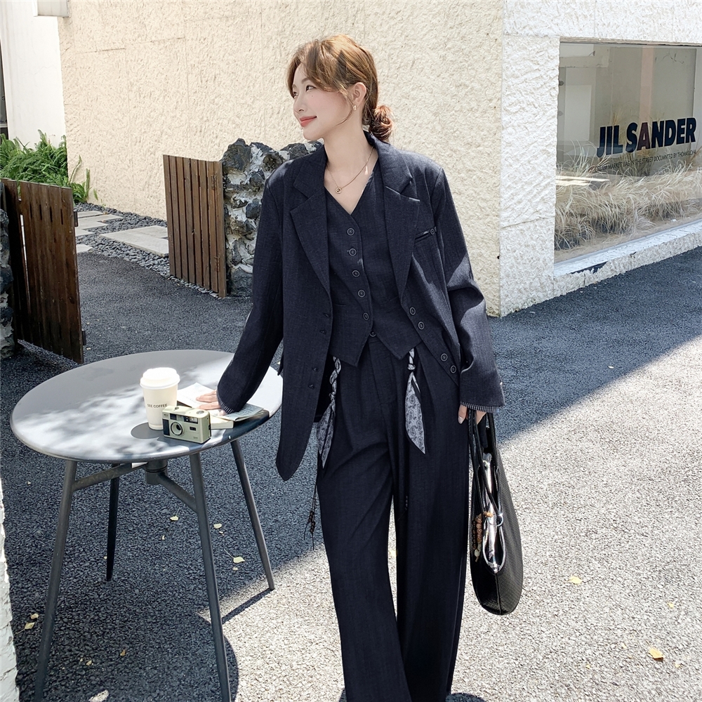 藏青色气质西装马甲阔腿裤套装女春秋高级感巨好看大方得体三件套