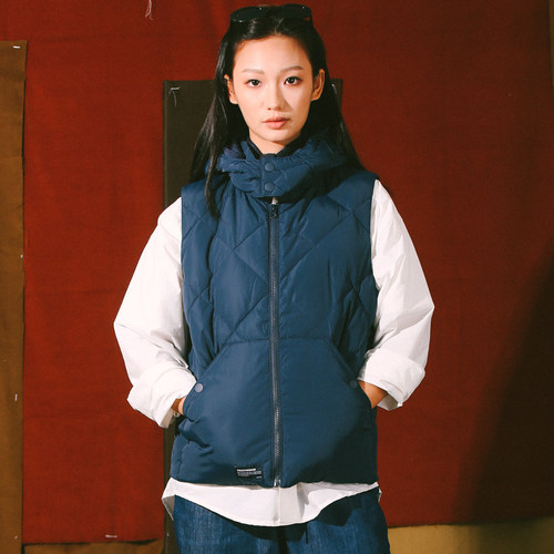 菱形格白鸭绒羽绒马甲