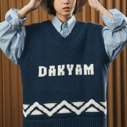 DAKYAM提花编织复古马甲