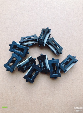 适用于宝马3系5系525li 530li320i330i325iLX3车顶棚内卡扣卡子