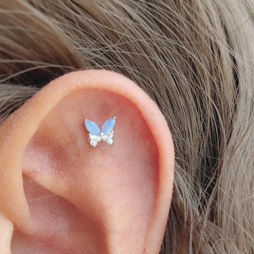 钛钢耳钉微镶皓石耳骨钉