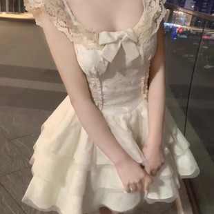 学院风甜美蕾丝小飞袖 鬼马少女夏季 蝴蝶结收腰初恋蛋糕蓬蓬连衣裙