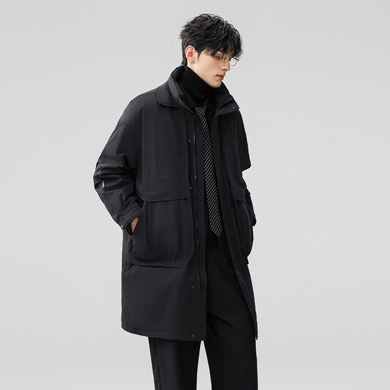 2025新标90白鸭绒高品质过膝风衣款羽绒服SY020P350模特图,男装风衣,钱塘735