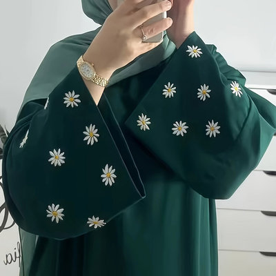 2025新款小花刺绣开衫长袍中东迪拜连衣裙绣花外披长衫宽松休闲