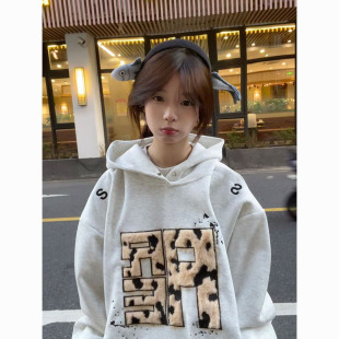 贴布刺绣连帽卫衣女秋冬加绒加厚银狐绒宽松高街美式 外套 百搭帽衫