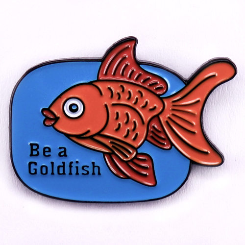 Be a Goldfish 红色金鱼卡通金属徽章胸针配饰 Pins