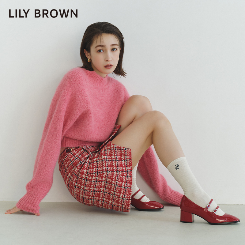 LILY BROWN2023秋冬新品 纯色复古羊驼毛可爱百搭上衣LWNT234041
