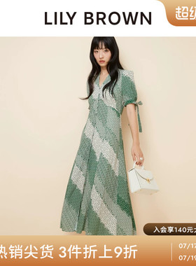 LILY BROWN春夏款复古印花V领收腰短袖连衣裙LWFO252025