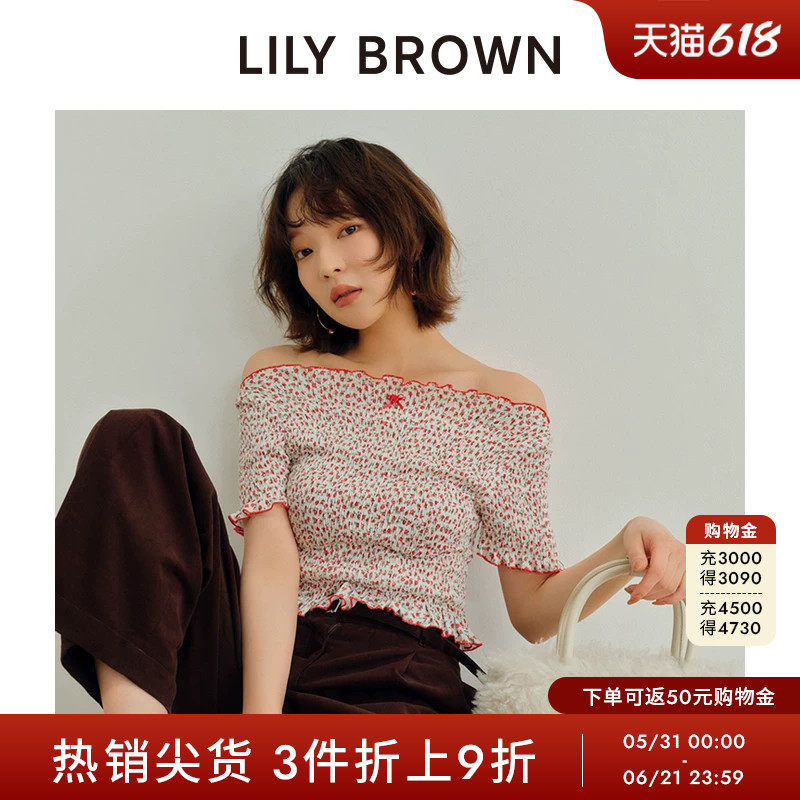 LILY BROWN秋冬款 可爱一字领打褶木耳边修身短袖T恤LWCT244021