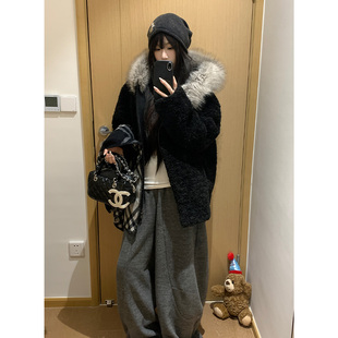 《黑续绒章》连帽环保毛领仿皮草斗篷外套女环保羊羔毛外套
