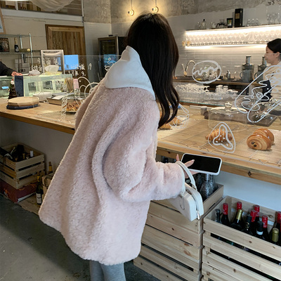 2025冬季新款羊羔毛外套女粉色V领可爱皮草毛毛外套皮毛一体大衣