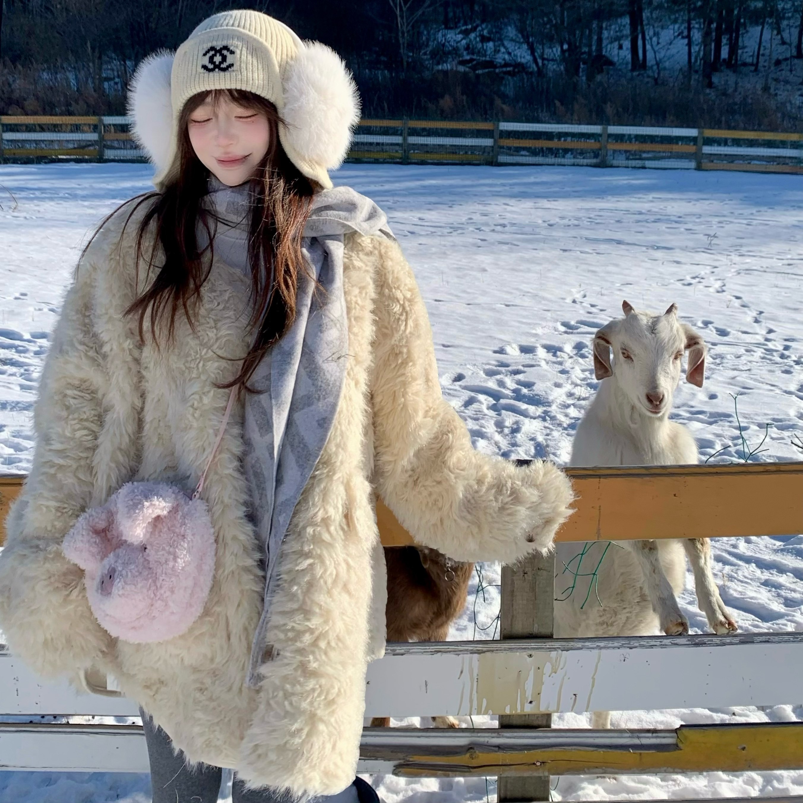 2025新款加厚羊羔毛皮毛一体外套女廓形环保皮草保暖显瘦毛毛大衣