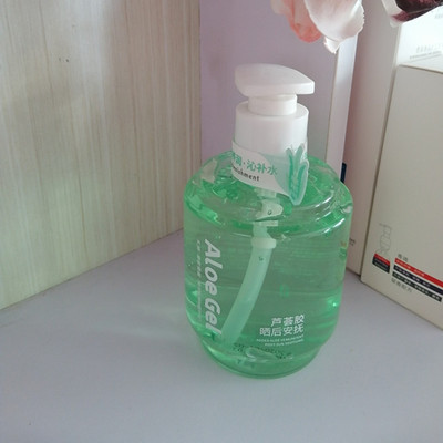 名蔻舒缓水润增水份清透芦荟胶320ml补水高保湿