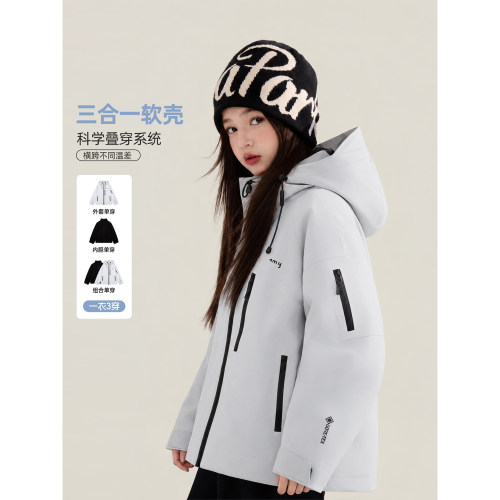 Amybaby女童上衣冬季2026新款设计感百搭舒适户外连帽冲锋衣