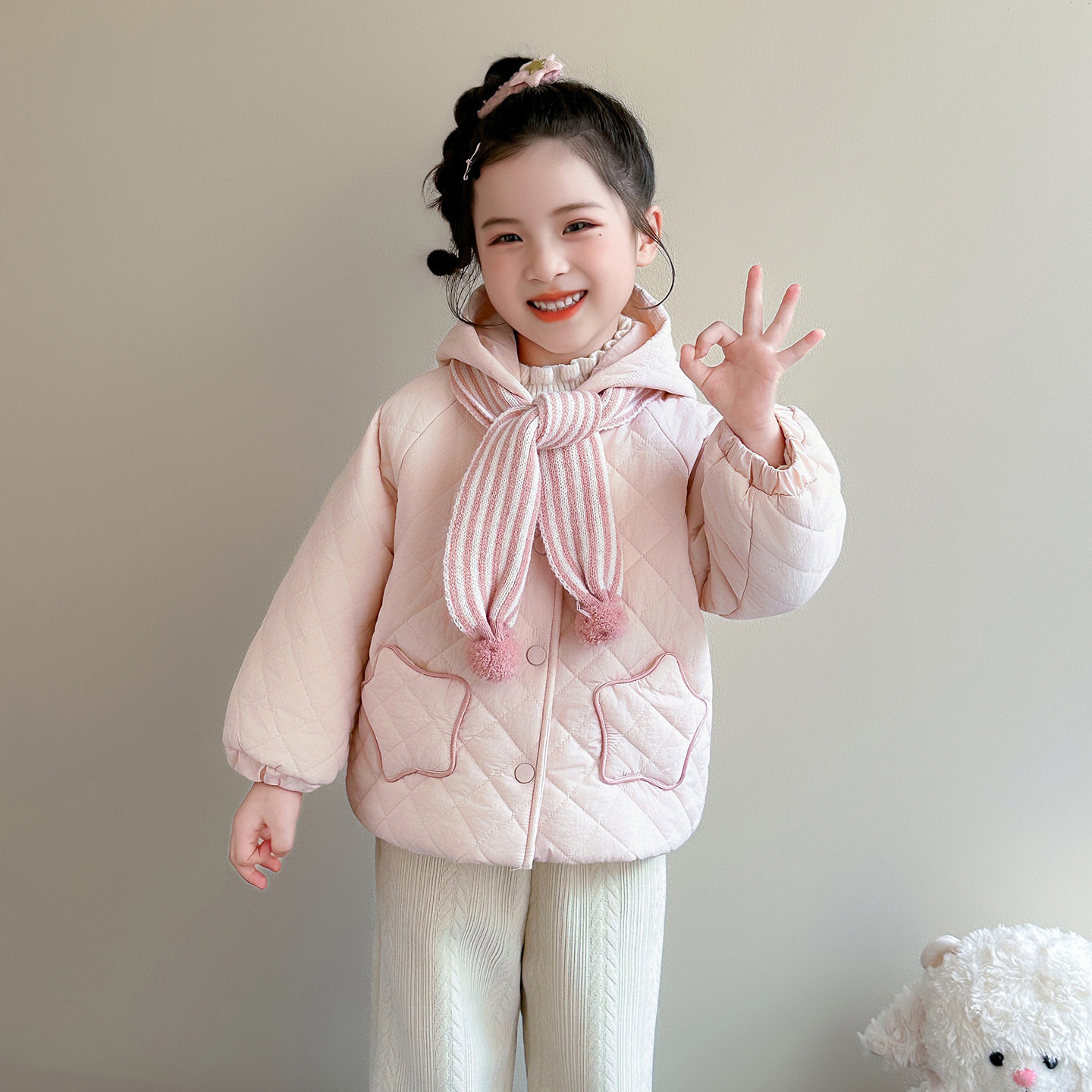 女童加绒棉服冬季2026新款洋气儿童冬装棉衣女宝宝五角星绗棉外套