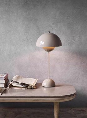 北欧丹麦设计师花苞台灯vp9卧室床头阅读灯北欧经典设计师氛围灯