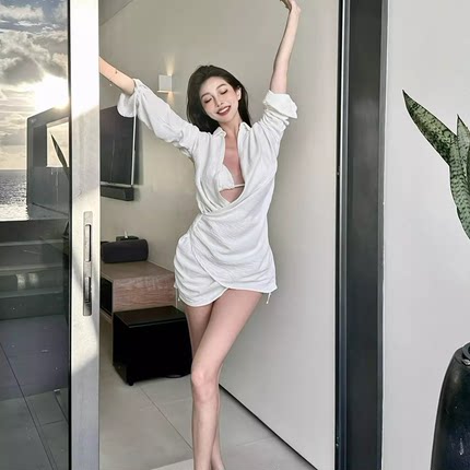 泳衣女2025新款三点式简约白色御姐风性感收腰长袖防晒罩衫比基尼
