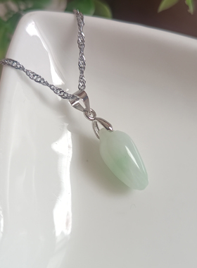 天然翡翠冰种飘翠玉兰花女款吊坠