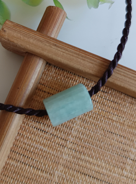 2026新品天然翡翠深绿色玉石项链手工绳颈饰文艺风原创设计玉吊坠