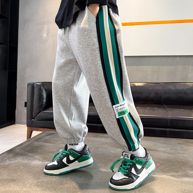 秋装男童裤子纯棉儿童运动裤春秋款休闲卫裤中大童宽松小孩长裤潮