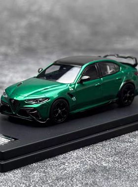 MG 1/64 阿尔法罗密欧GTAM 绿色 合金封闭模型