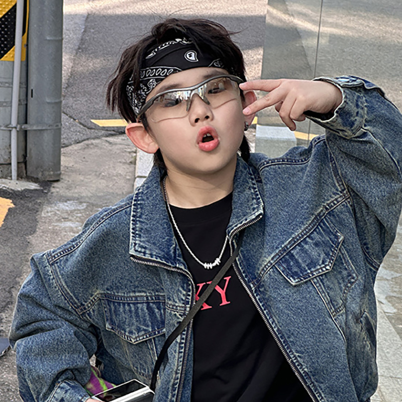 儿童时尚百搭骑行运动平光眼镜潮童造型时尚酷炫太阳墨镜