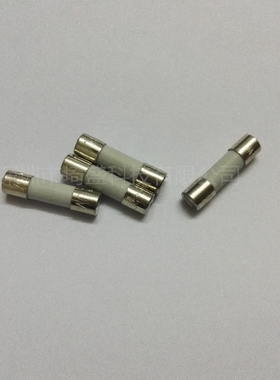 保险丝A60L-0001-0450#8R0 8A机械手保险丝用于发那科FANUC机器