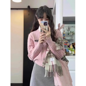 韩系温柔粉色麻花针织开衫女修身毛衣新款气质外套长袖短款上衣