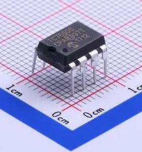 电荷泵 TC7660SCPA TC7660SCPA DIP-8 电荷泵 全新原装