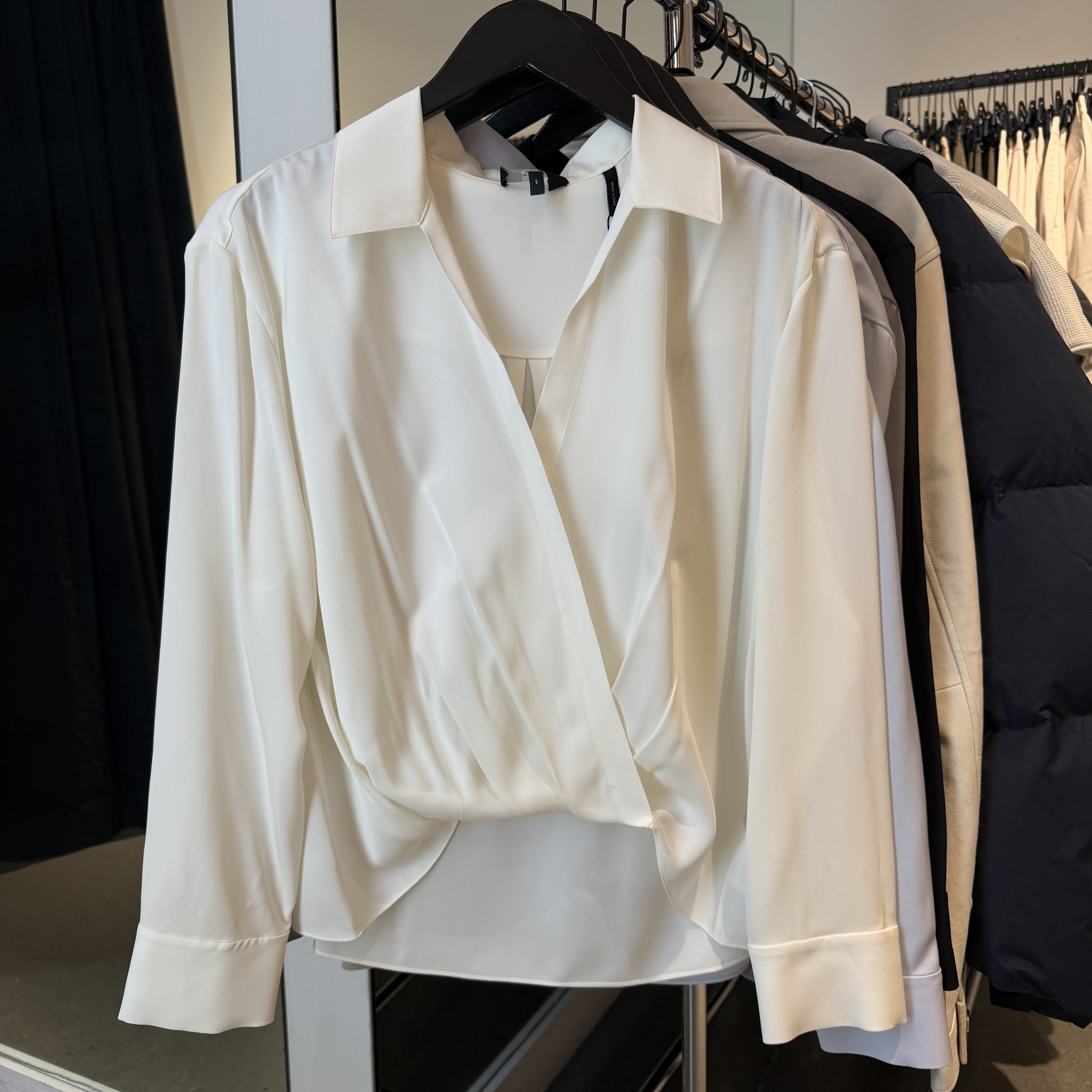 Theory女士真丝衬衫 100%桑蚕丝无扣套头衬衫上衣 美国代购,女装/女士精品,真丝上装,淘宝优惠券,粉丝福利购,淘宝优惠卷