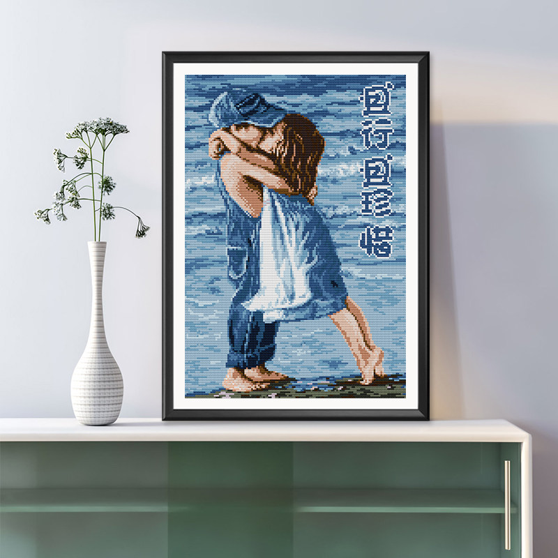 十字绣2023新款情侣一对可爱海边情侣kiss甜蜜小男女孩且行且珍惜