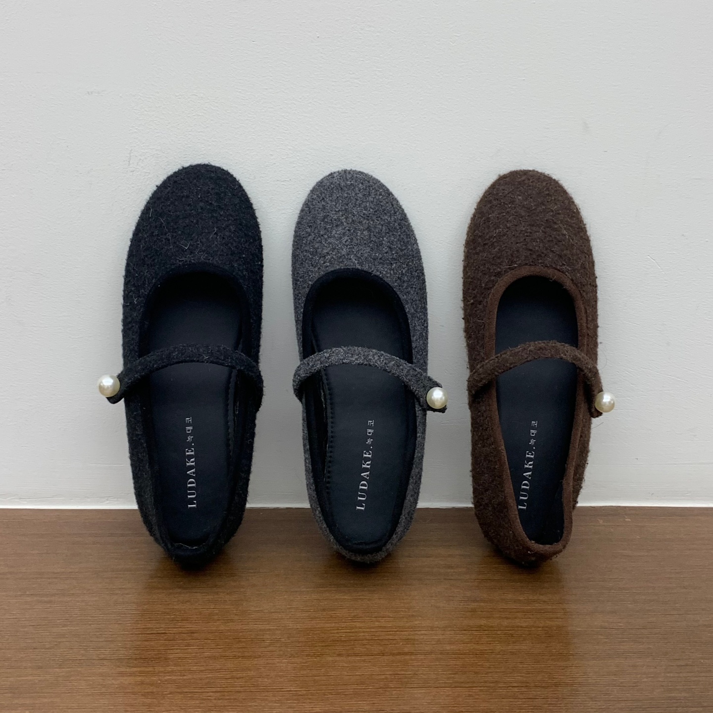 法式一字带玛丽珍晚晚鞋女秋冬小香风平底浅口圆头呢子灰色单鞋子