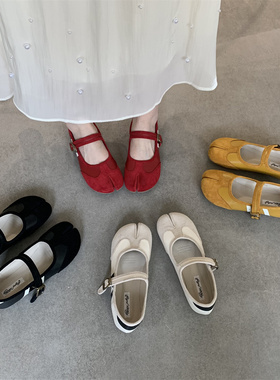 内增高分趾猪蹄鞋女早春新款浅口单鞋复古仙女风红色芭蕾玛丽珍鞋