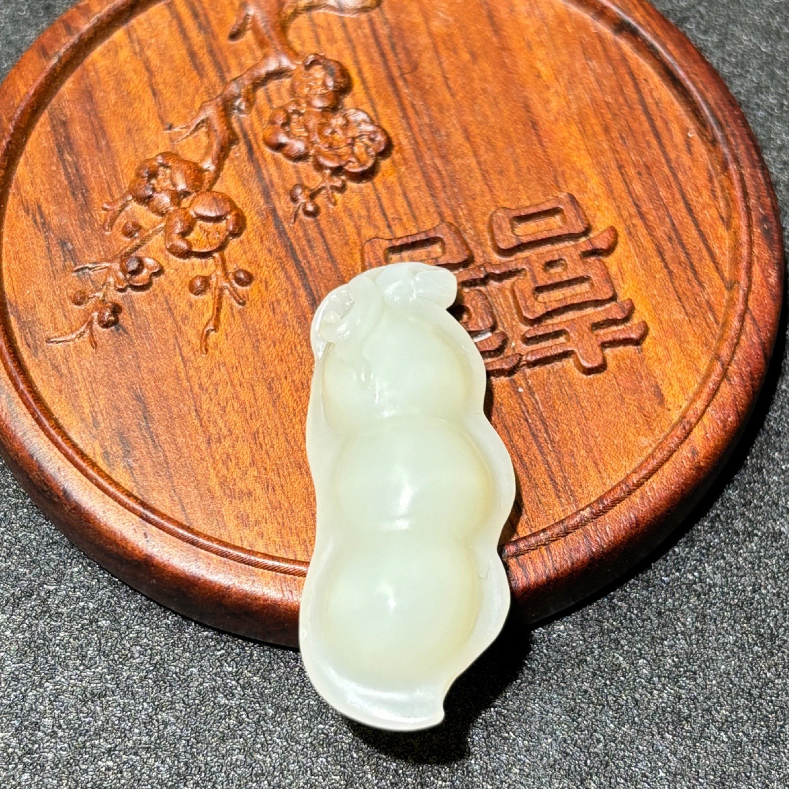 和田玉白玉四季豆玉平安豆吊坠项链男女款礼物罗甸玉福豆多子多福