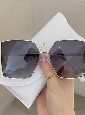 2021新款双眉墨镜女款太阳镜高级感显瘦网红街拍时尚开车防紫外线