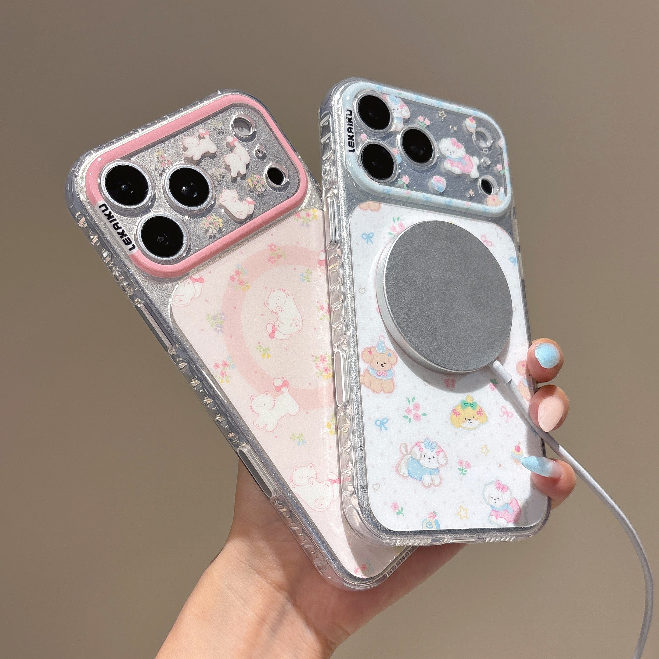 LEKAIKU细闪碎花猫咪小狗熊宝适用iphone苹果17promax可爱16pro卡通15全包相机五金按键精孔气囊边磁吸手机壳
