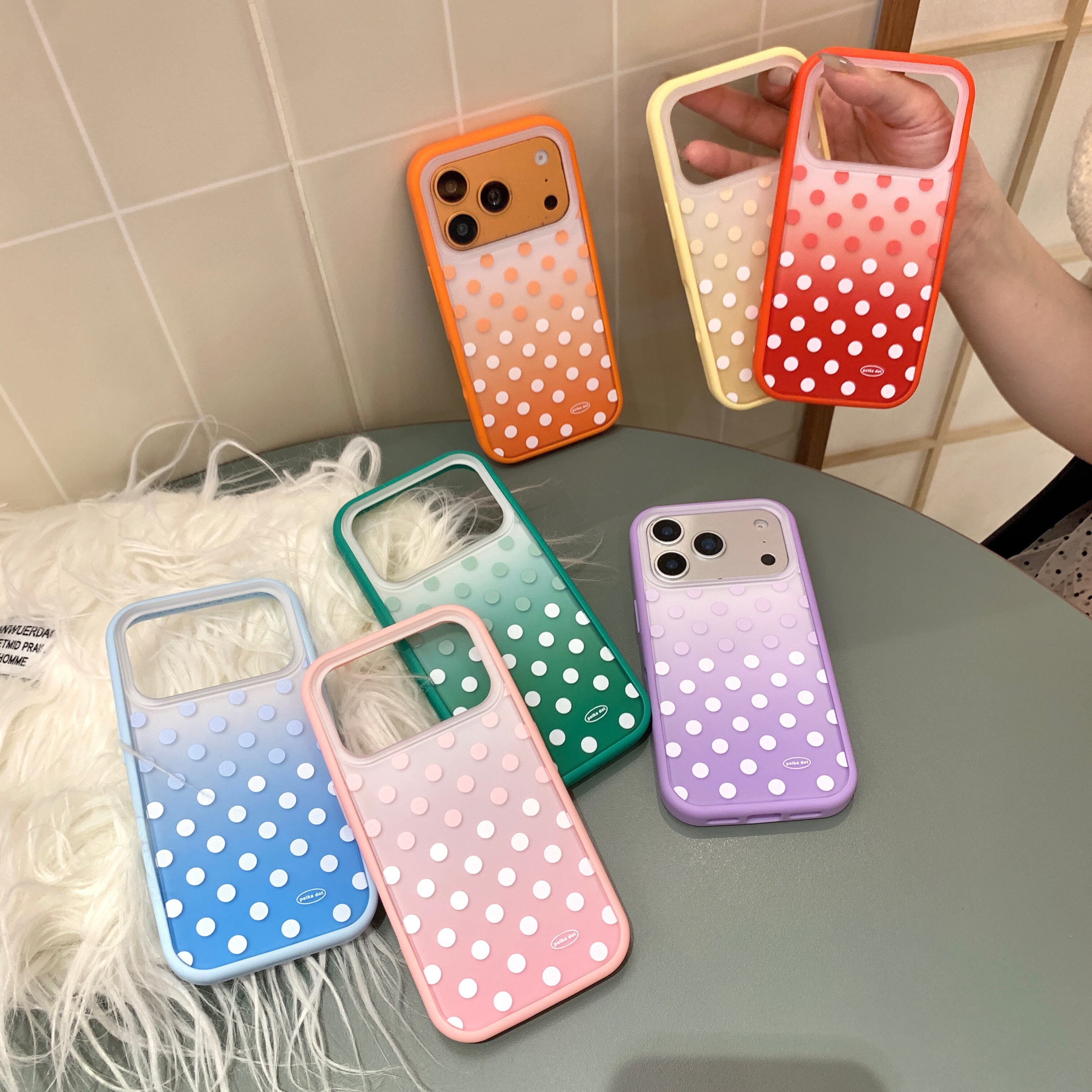 彩色渐变波点iphone适用17promax苹果16pro小众15女生14个性13磨砂肤感不粘指纹边框拆卸二合一亚克力手机壳