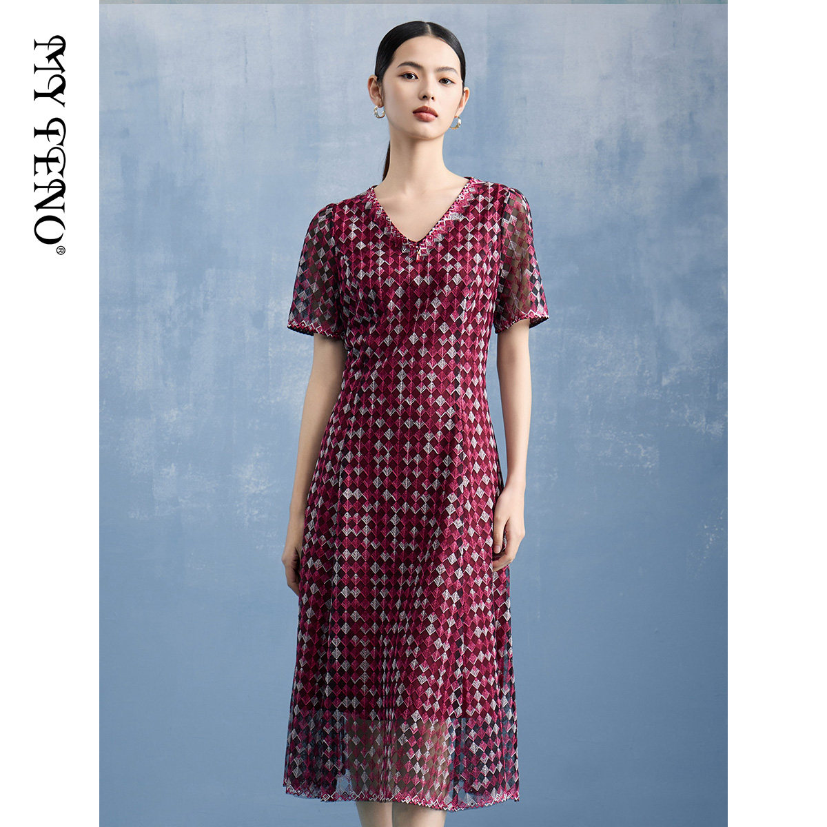 马天奴夏季新款女装玫红V领刺绣网纱收腰修身短袖A摆中长连衣裙子,女装/女士精品,连衣裙,淘宝优惠券,粉丝福利购,淘宝优惠卷