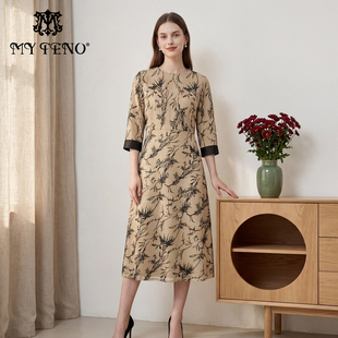 马天奴2026春夏新款 优雅女 绿色印花圆领收腰连衣裙子国风气质时尚