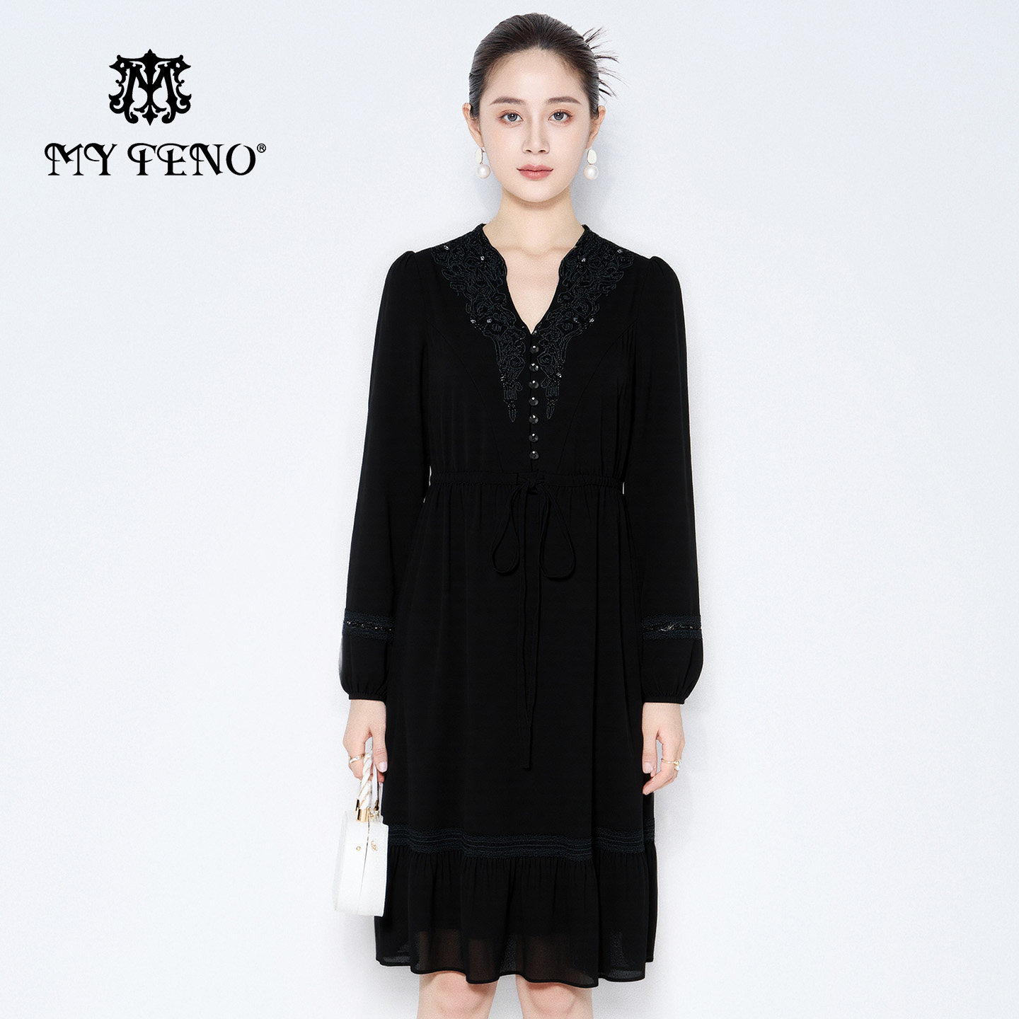 马天奴法式系带收腰长袖连衣裙