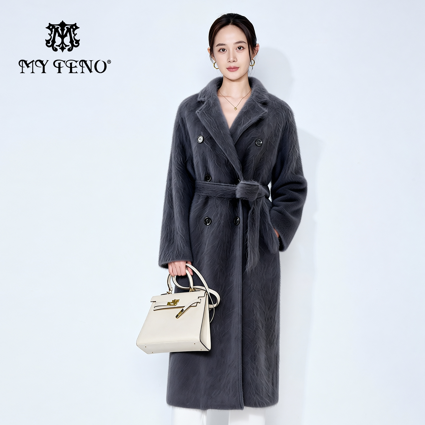 马天奴浅灰翻领长款羊毛呢大衣