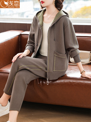 妈妈时尚运动服中年女装秋装休闲外套中老年春秋2025新款针织套装