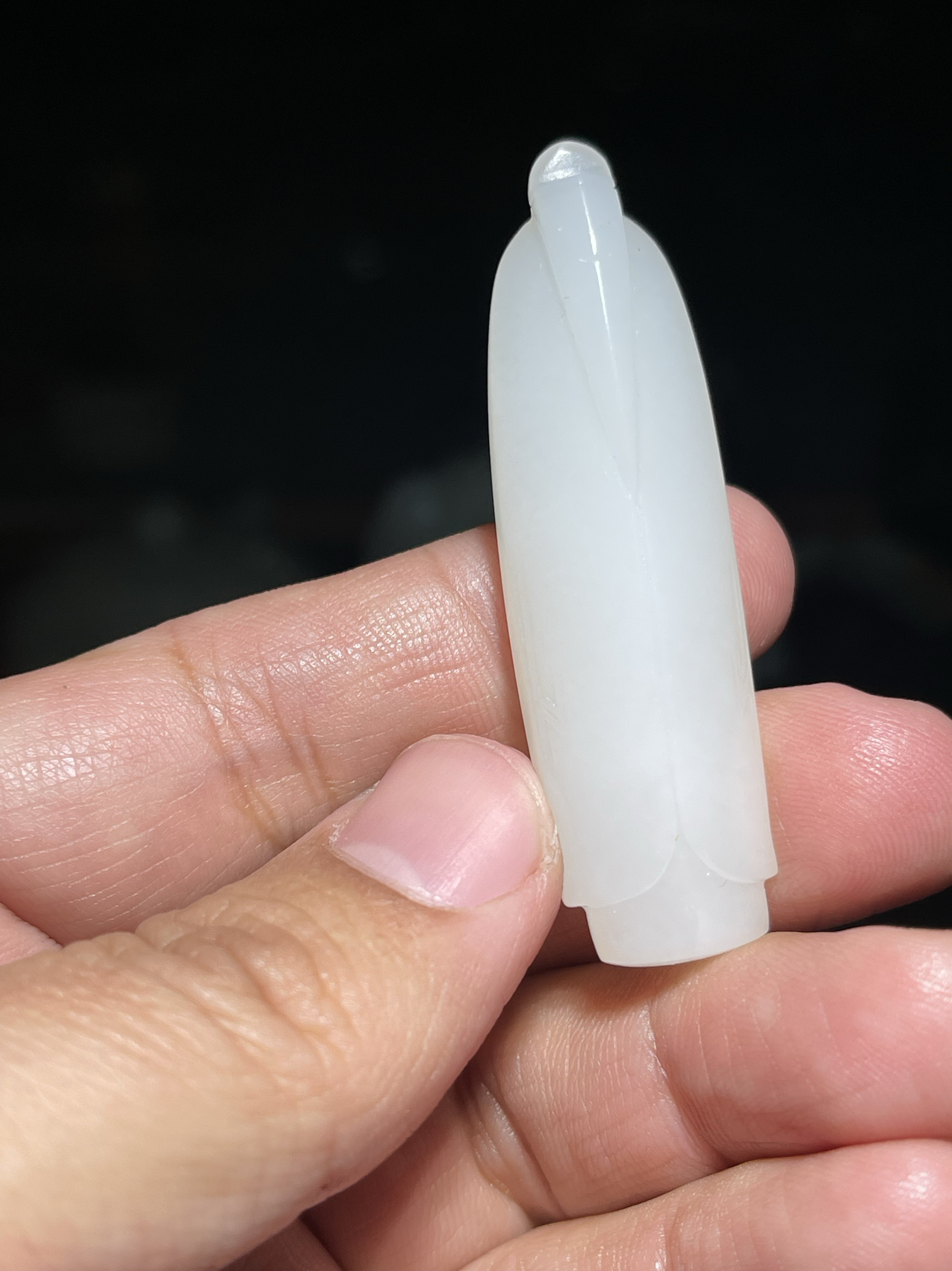 新疆和田玉籽料翁仲白玉藕粉晴水色挂件